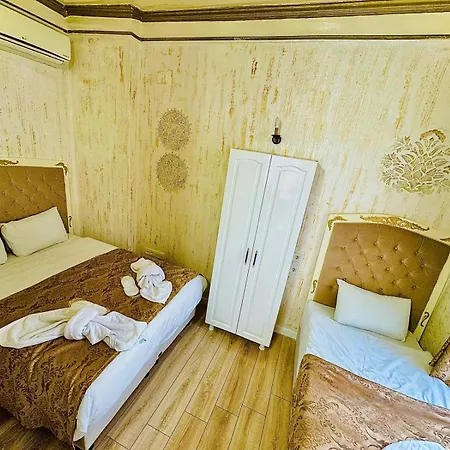 Alhambra Hotel apartamentowy 3*