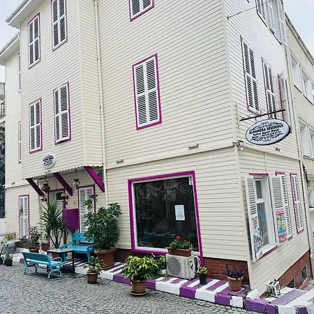 Aparthotel Alhambra 4*