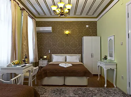 Hotel apartamentowy Alhambra 3*