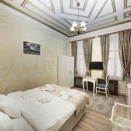 Alhambra Apart-hotel