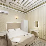 Alhambra Apartmanhotel 4*