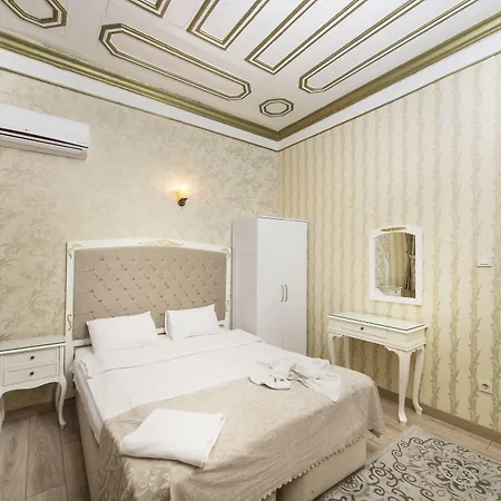 Alhambra Lägenhetshotell 4*