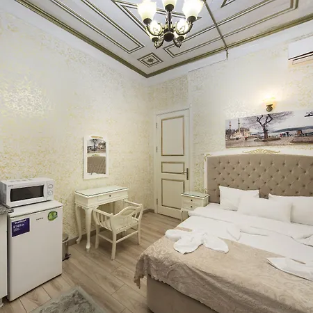 Alhambra Lägenhetshotell 4*