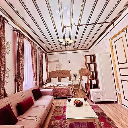 Alhambra 4*